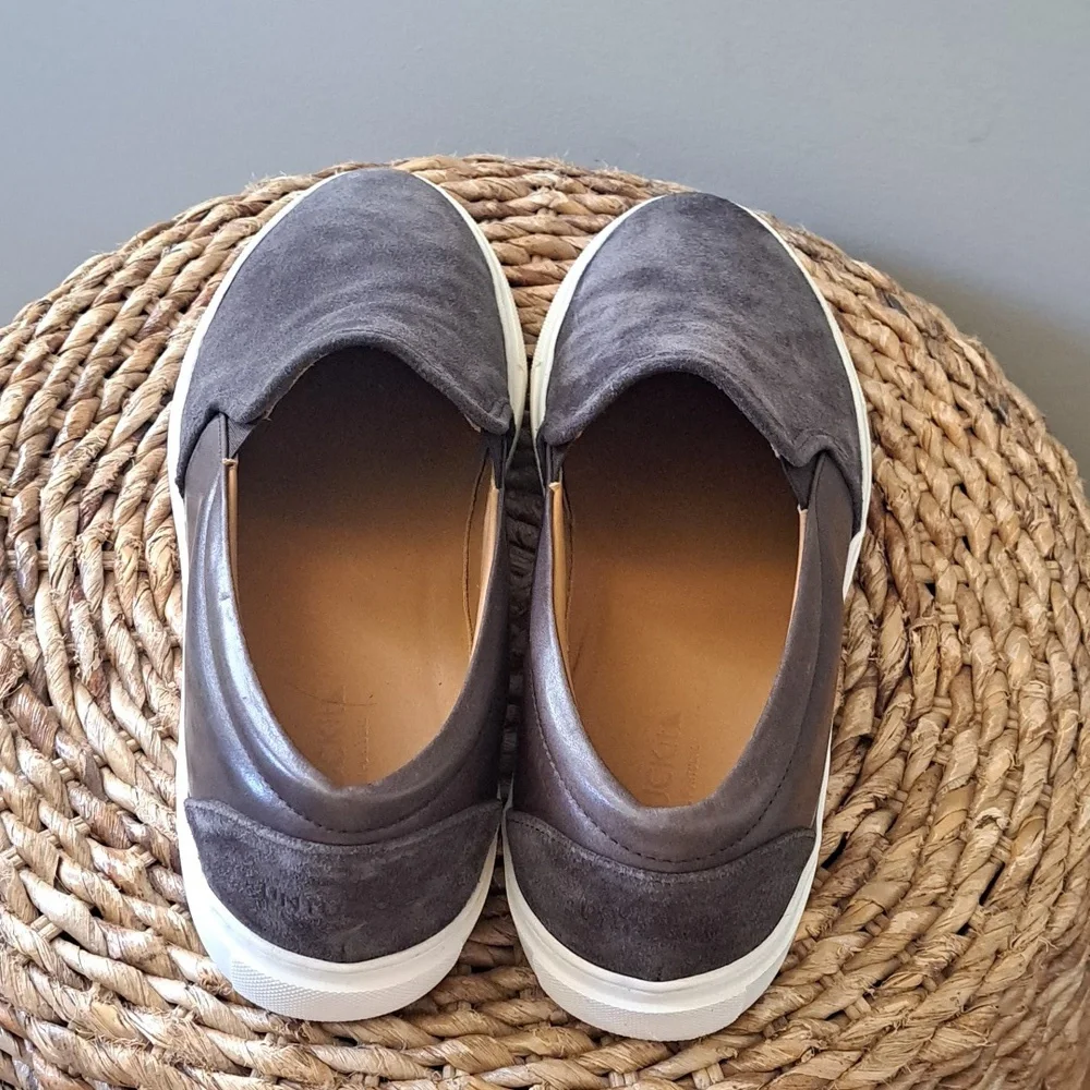 UNTUCKit Mens‎ Brown Suede/Leather Slip-On Loafer Sneakers White Soles S-10.5 UNTUCKit‎ Mens Brown Suede/Leather Slip-On Loafer Sneakers  main image 3